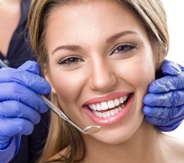 Grayslake Teeth Whitening at Dentist